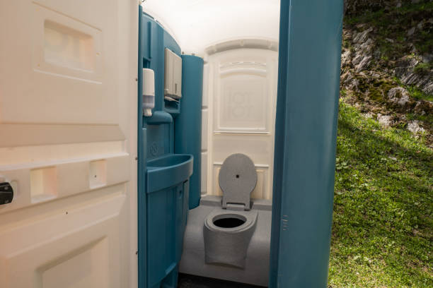 Best Portable restroom trailer rental  in Clarksburg, WV